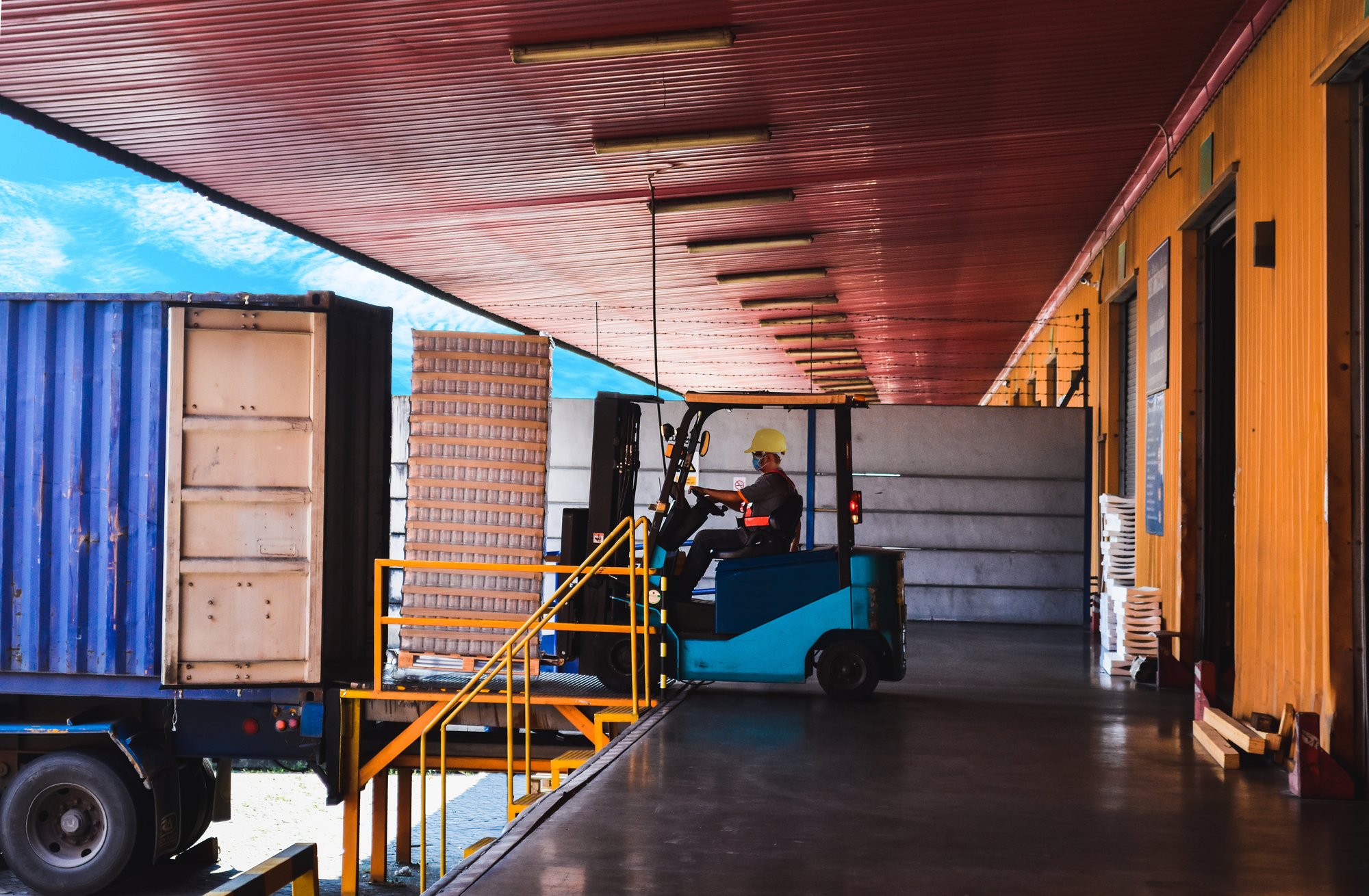 Forklift unloading Truck