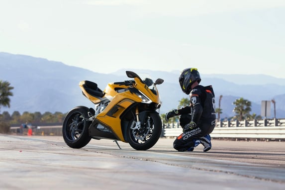 Damon-HyperSport