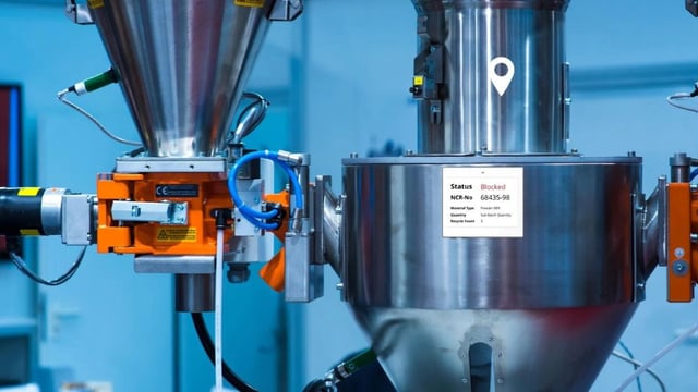 Eine papierlose Fabrik mit RTLS & E-Ink: Case Study | Inpixon